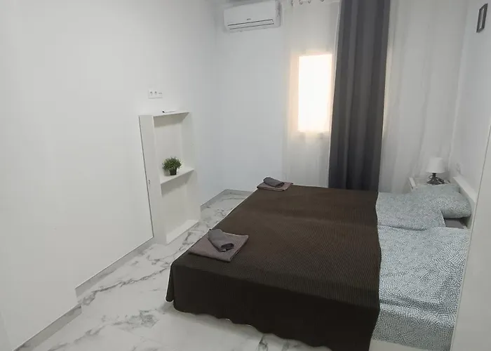 Nuevo Cerca Del Mar